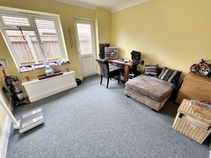 Bedroom- click for photo gallery